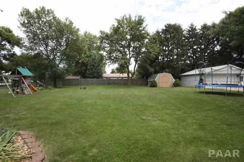 911 Brookshire, Eureka, IL 61530 photo 31