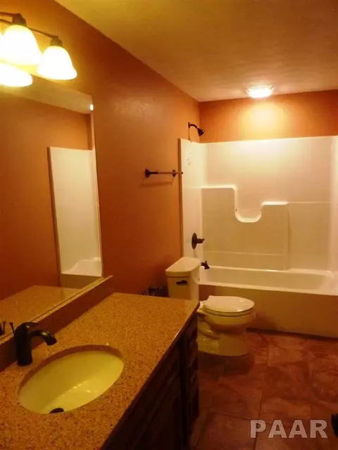2309 W Pinnacle, Dunlap, IL 61525 photo 10