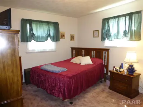 5513 E Captain Rd, Chillicothe, IL 61523 photo 13