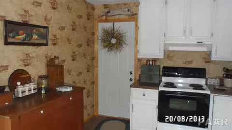 1474 E Locust, Canton, IL 61520 photo 18