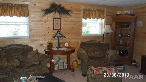 1474 E Locust, Canton, IL 61520 photo 26