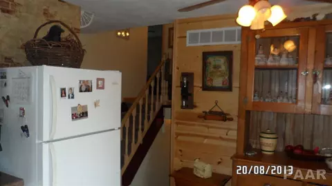 1474 E Locust, Canton, IL 61520 photo 16