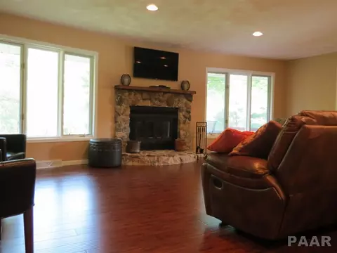 8514 N Ford Rd, Edwards, IL 61528 photo 9
