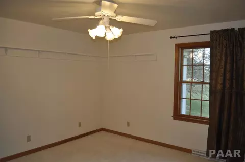 13645 N Lucerne Dr, Dunlap, IL 61525 photo 9