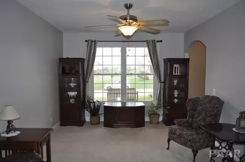 505 Windsor, Germantown Hills, IL 61548 photo 2