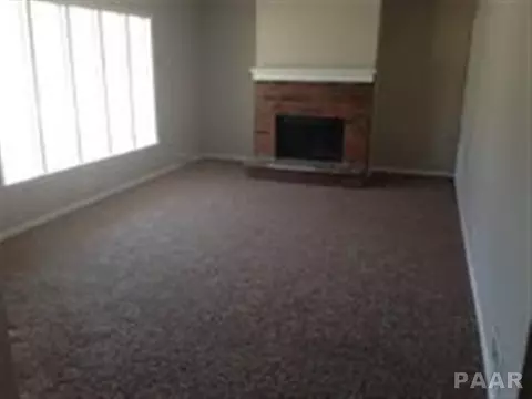 231 Cherry Ln, Washington, IL 61571 photo 3