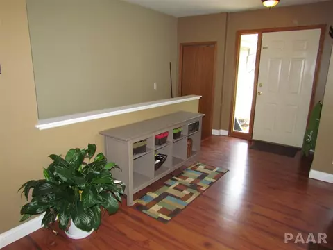 9715 W Dover Ct, Mapleton, IL 61547 photo 5