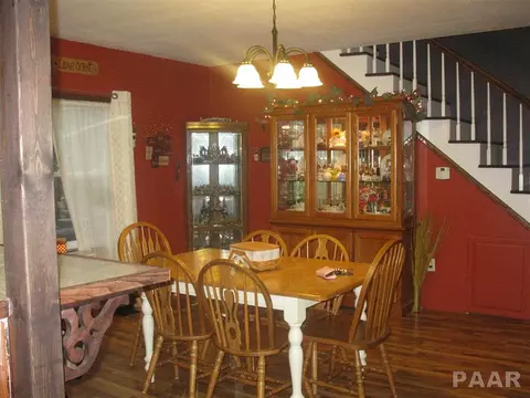 328 S Main, Canton, IL 61520 photo 13