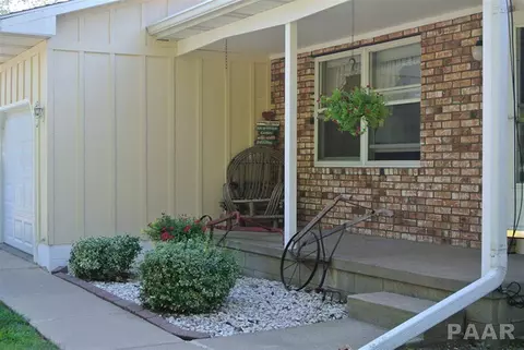 9618 W Buckingham Ct, Mapleton, IL 61547 photo 2
