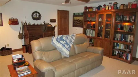 3315 E Cedar Point Dr, Chillicothe, IL 61523 photo 25