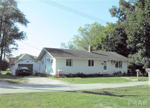 370 W Maple, Smithfield, IL 61477 photo 1