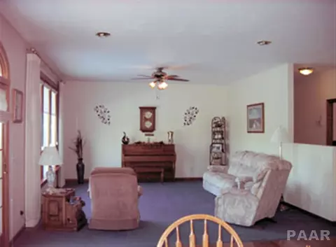 15353 E Cheyenne, Cuba, IL 61427 photo 4