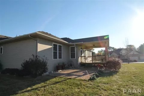 302 Cottingham Ln, Germantown Hills, IL 61548 photo 23
