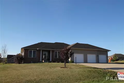 302 Cottingham Ln, Germantown Hills, IL 61548 photo 1