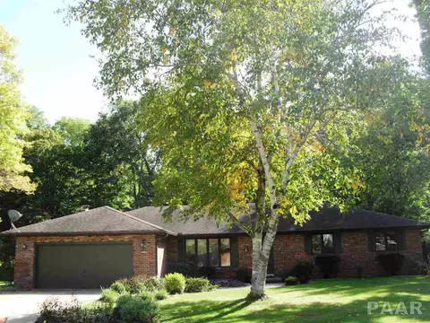 94 Maple Ridge Dr, Morton, IL 61550 photo 2