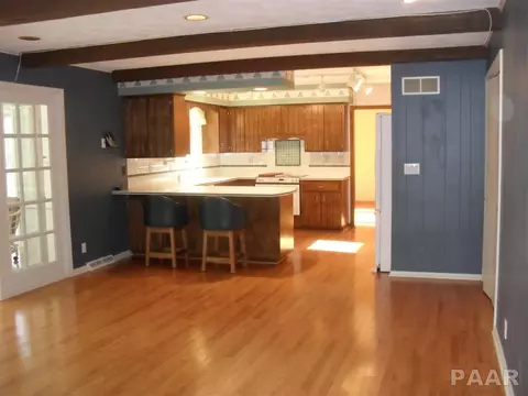94 Maple Ridge Dr, Morton, IL 61550 photo 7