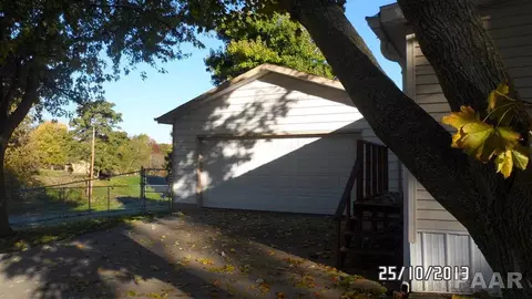 504 E 4th, Saint David, IL 61563 photo 33