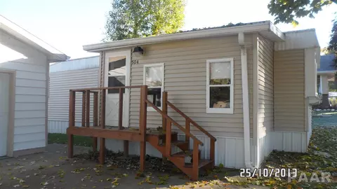 504 E 4th, Saint David, IL 61563 photo 2