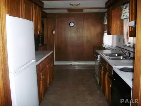 1460 E Spruce, Canton, IL 61520 photo 30