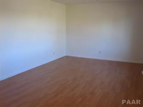 321 Arbor Vitae Dr, Germantown Hills, IL 61548 photo 13
