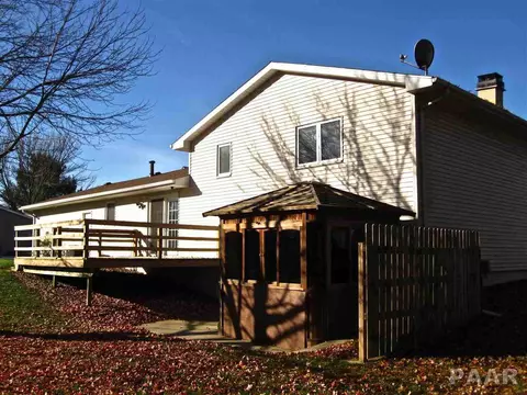 321 Arbor Vitae Dr, Germantown Hills, IL 61548 photo 5
