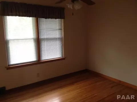 812 N Main, Eureka, IL 61530 photo 7