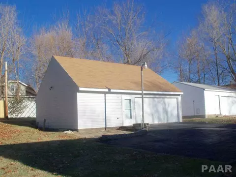 727 E Willcox Ave, Peoria, IL 61603 photo 16