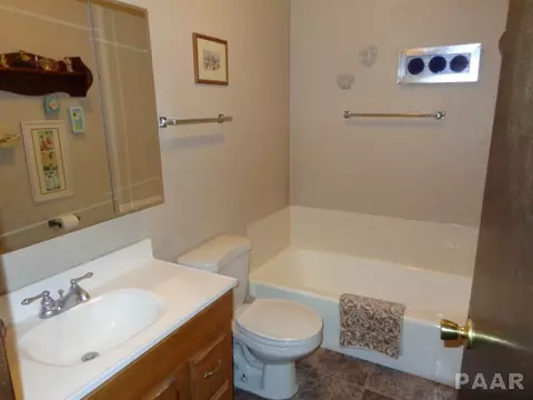 521 Cedar, Metamora, IL 61548 photo 24