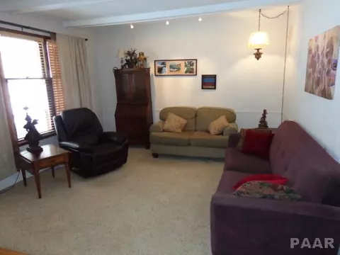 521 Cedar, Metamora, IL 61548 photo 3