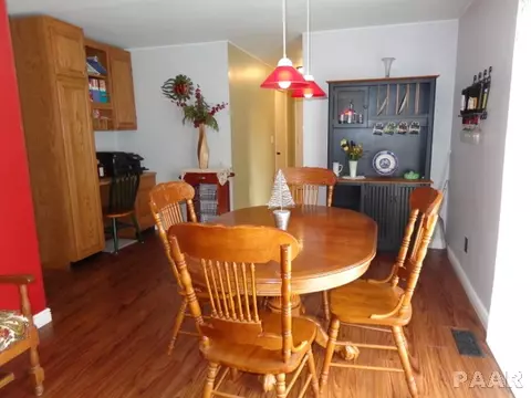 521 Cedar, Metamora, IL 61548 photo 12