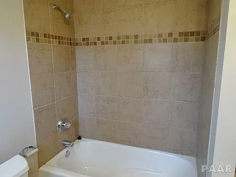 4622 S Lake Camelot Dr, Mapleton, IL 61547 photo 9