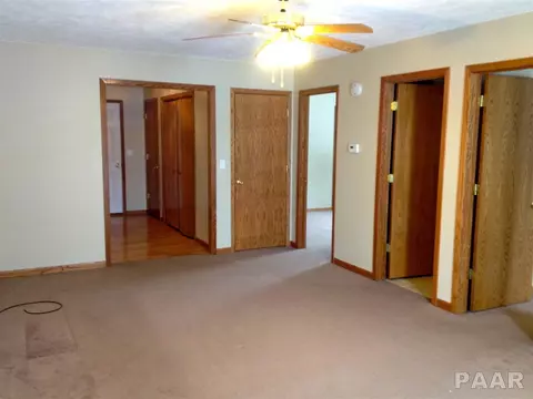 920 Dennis Dr, Eureka, IL 61530 photo 7