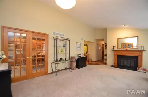 4017 S Autumn Ln, Mapleton, IL 61547 photo 4