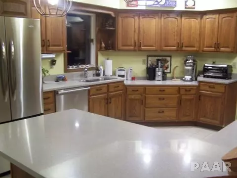9 Roth Ct, Metamora, IL 61548 photo 12