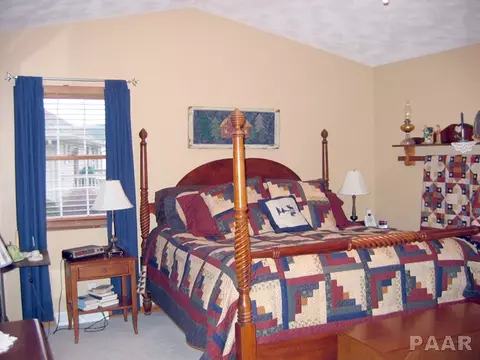 1250 Juniper, Canton, IL 61520 photo 9