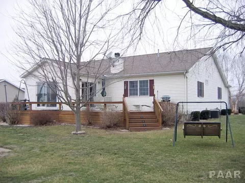 1250 Juniper, Canton, IL 61520 photo 13