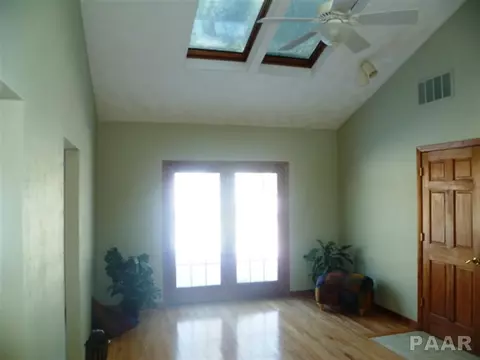 8804 Smithville, Mapleton, IL 61547 photo 2