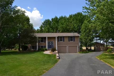 13701 N Lucerne Dr, Dunlap, IL 61525 photo 1
