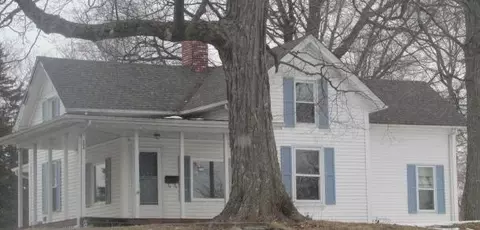 604 N Main St, Eureka, IL 61530 photo 1