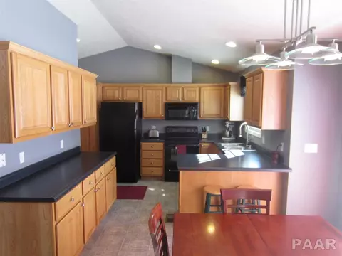5816 W Brookmere St, Edwards, IL 61528 photo 12