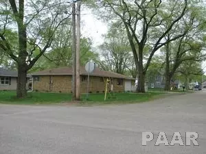 201 E South, Manito, IL 61546 photo 1