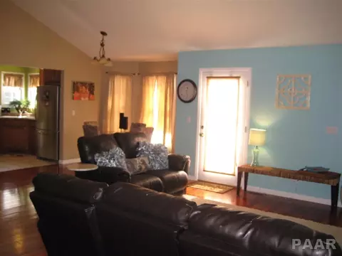 1440 Jadens Way, Washington, IL 61571 photo 5