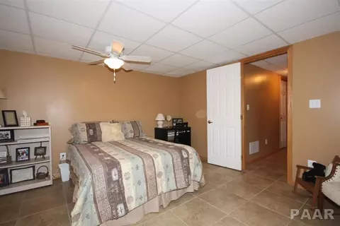 505 Hampton Ct, Germantown Hills, IL 61548 photo 25