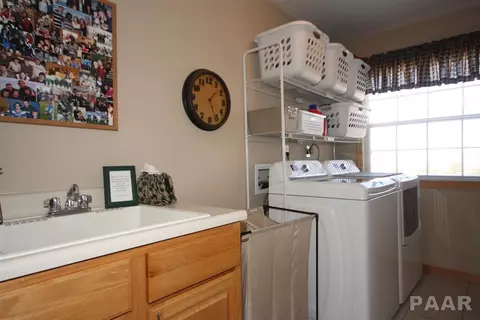 505 Hampton Ct, Germantown Hills, IL 61548 photo 17