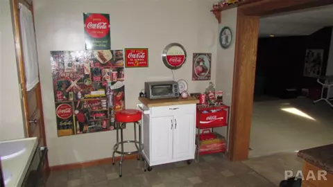 506 Victory Ave, Roanoke, IL 61561 photo 10