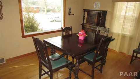 506 Victory Ave, Roanoke, IL 61561 photo 9