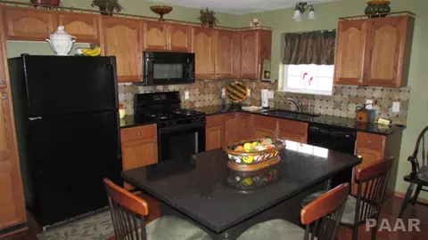 1193 County Road 700 N, Eureka, IL 61530 photo 11