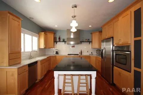 7114 S Ridgebrook Dr, Mapleton, IL 61547 photo 8