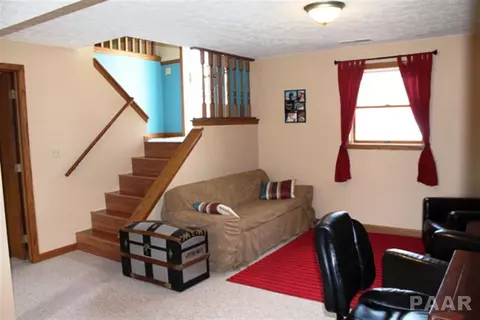 504 Dennis St, Eureka, IL 61530 photo 12