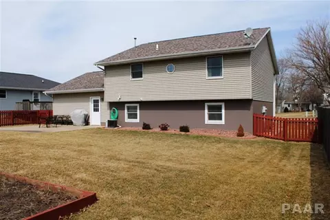 504 Dennis St, Eureka, IL 61530 photo 33